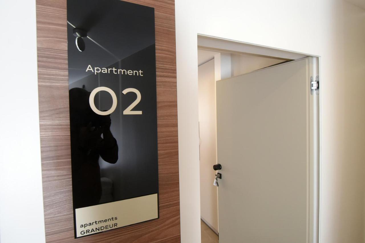 Grandeur Apartments Πούλα Εξωτερικό φωτογραφία